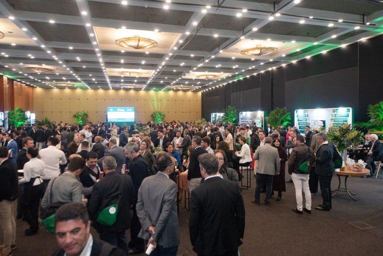 NPV celebra 10 anos no mais importante congresso do setor de fertilizantes do Brasil